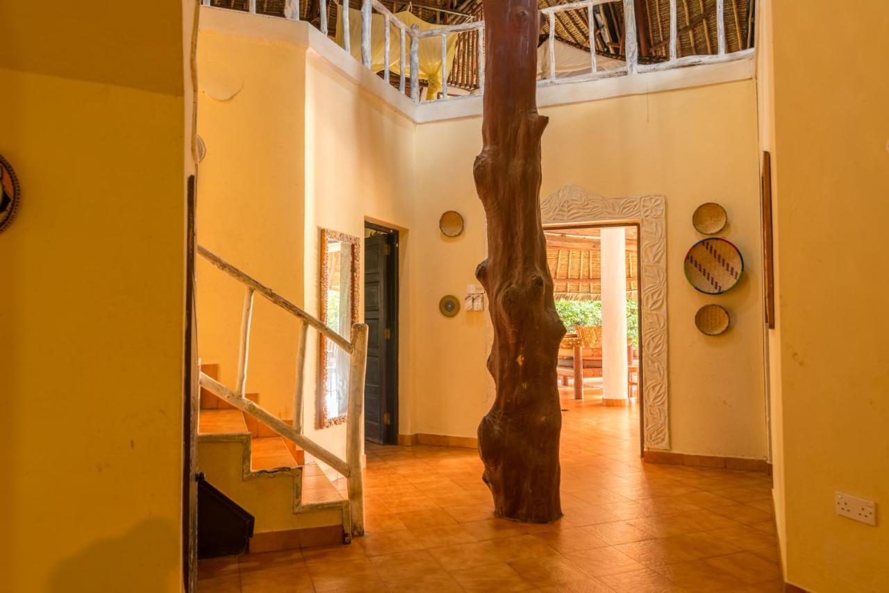 Upani In Diani Bed & Breakfast Diani Beach Ngoại thất bức ảnh