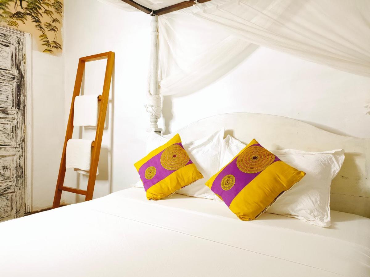 Upani In Diani Bed & Breakfast Diani Beach Ngoại thất bức ảnh