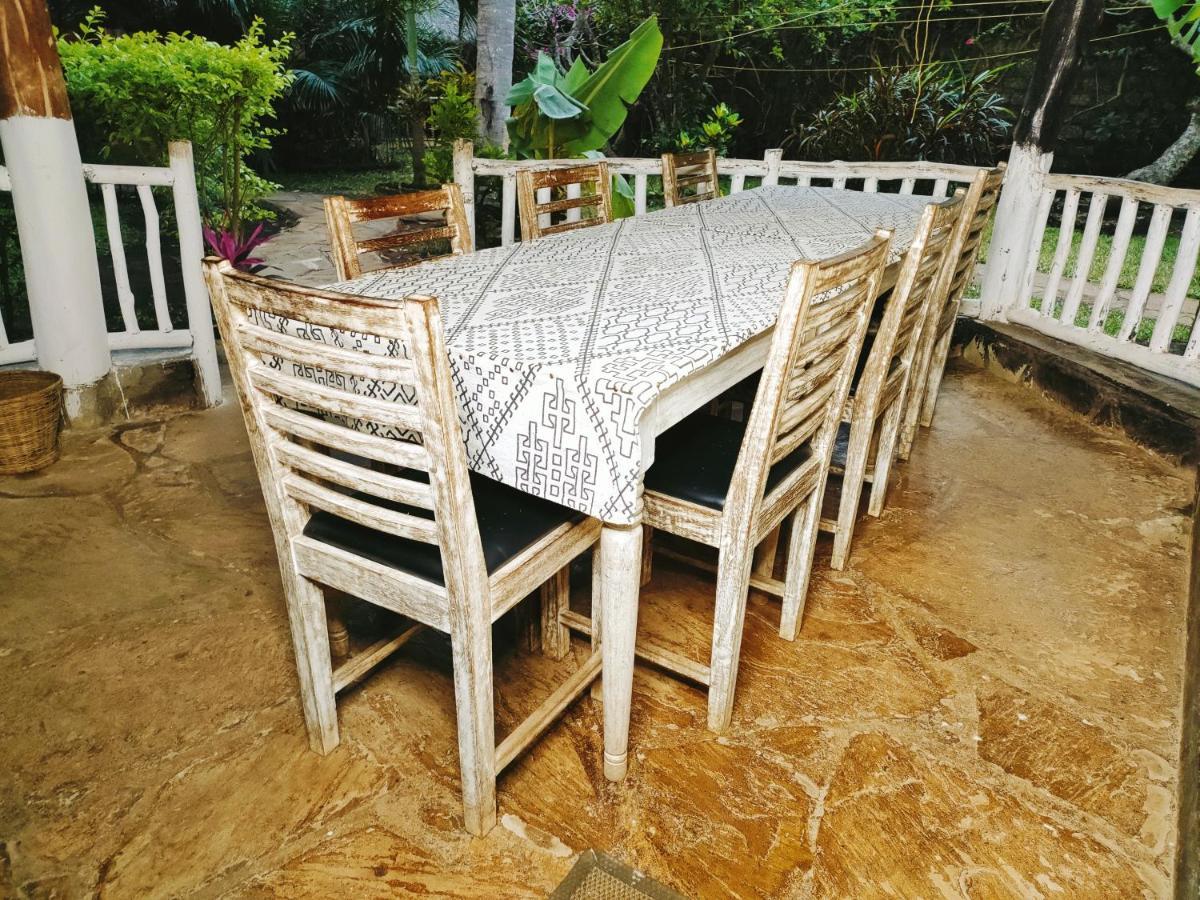 Upani In Diani Bed & Breakfast Diani Beach Ngoại thất bức ảnh