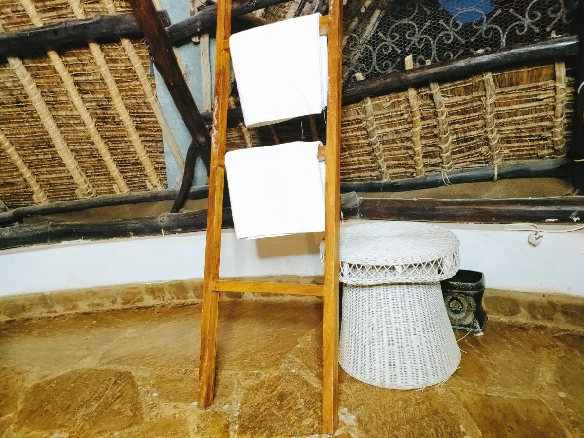 Upani In Diani Bed & Breakfast Diani Beach Ngoại thất bức ảnh