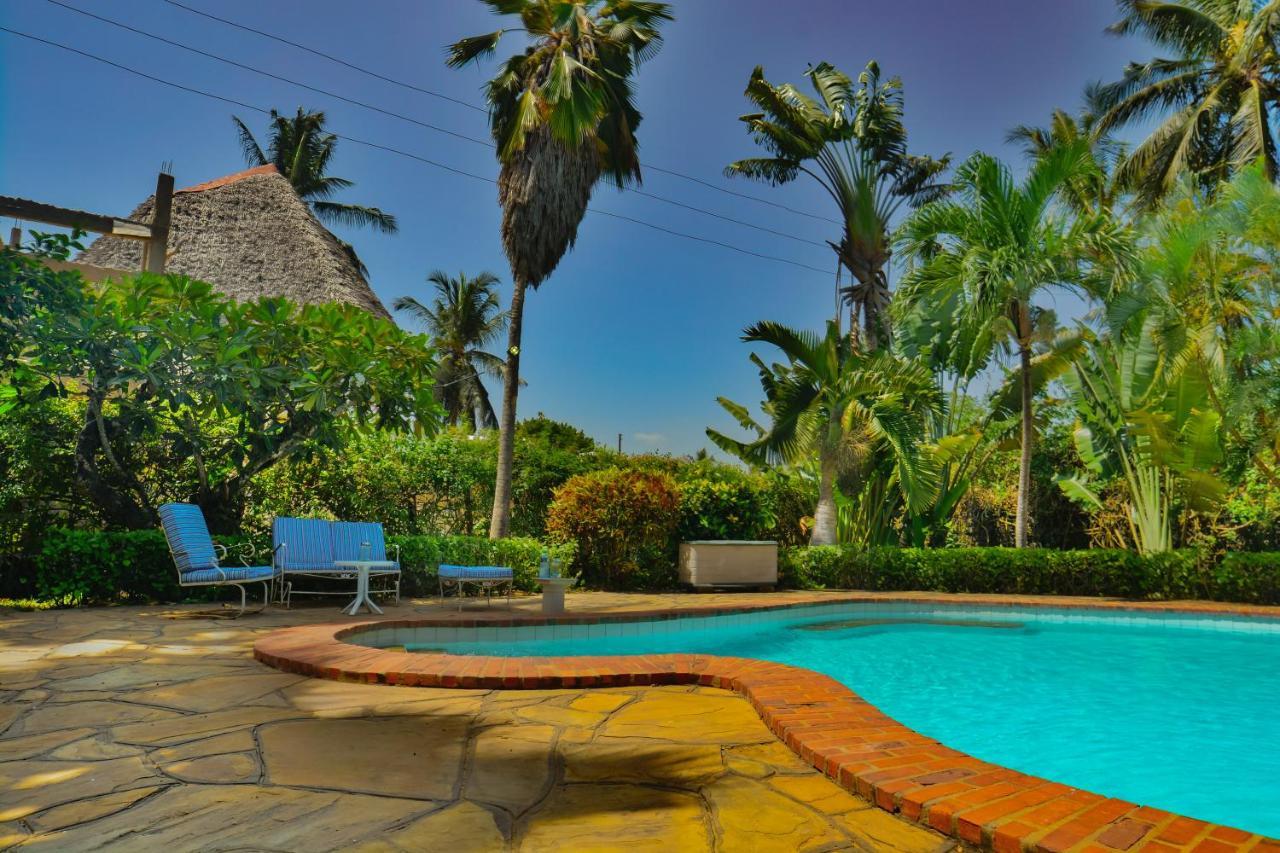 Upani In Diani Bed & Breakfast Diani Beach Ngoại thất bức ảnh